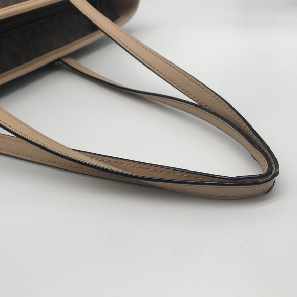 Michael Kors Jet Set Signature Coated Canvas Tote - Picture 10 of 11